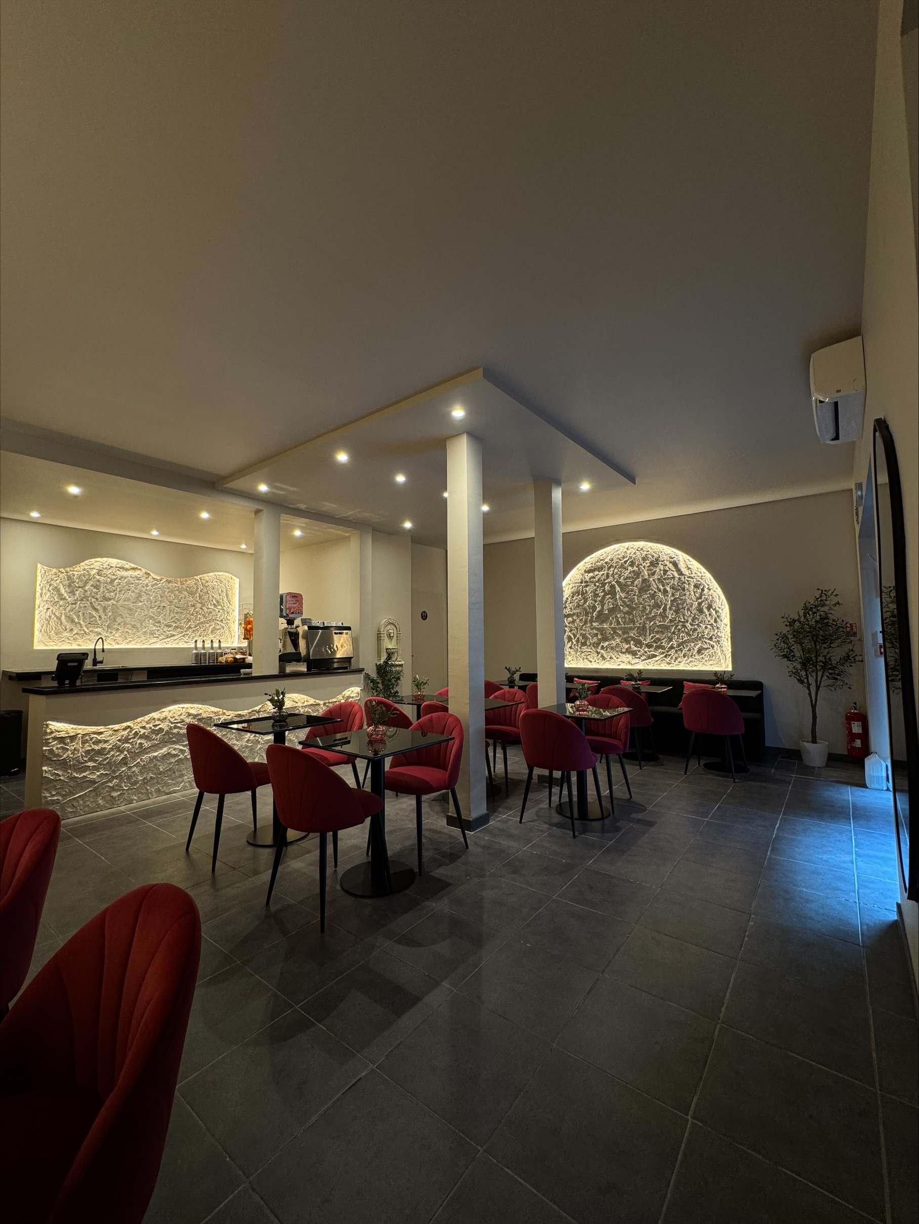 Photo de l'intérieur du Café Alba